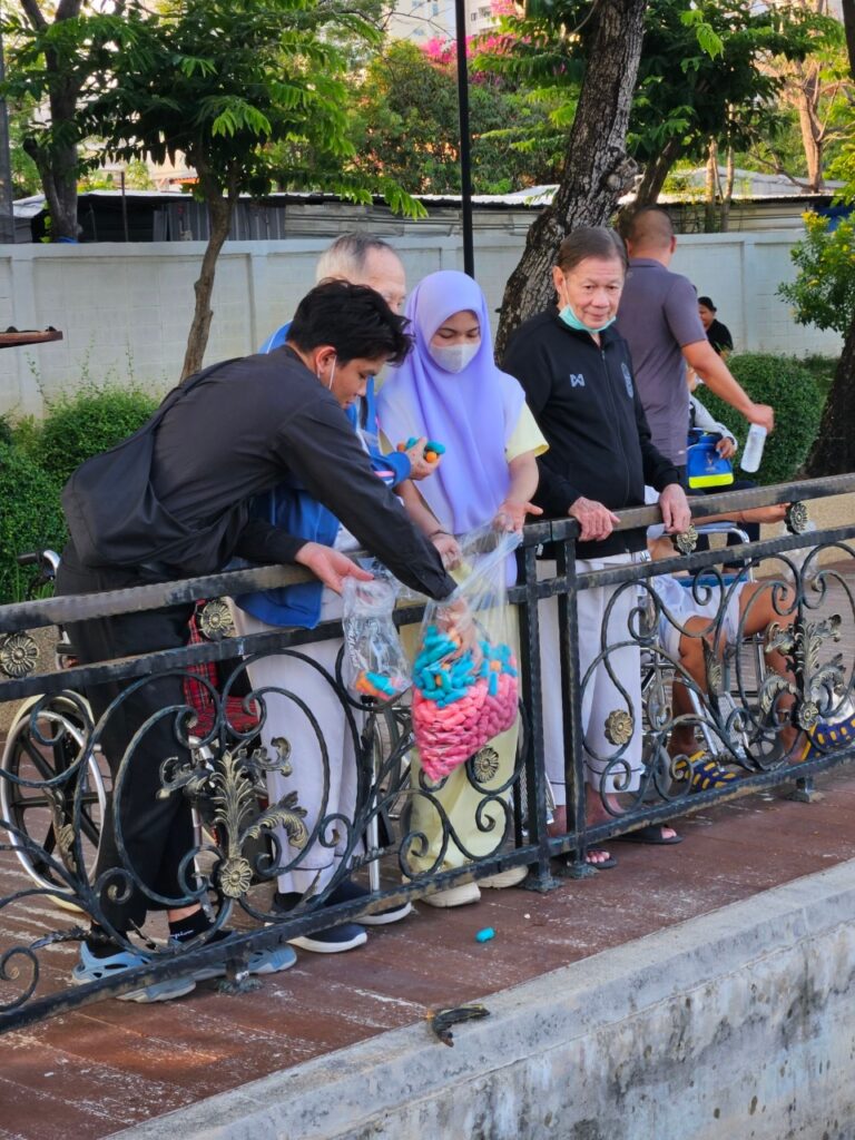 LINE_ALBUM_2332024_251217_2