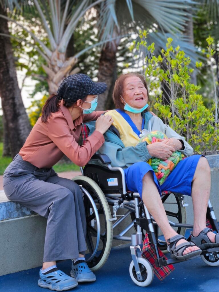 LINE_ALBUM_ชมสวน_251217_4