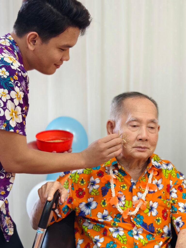 LINE_ALBUM_สงกรานต์ 10467_251217_2