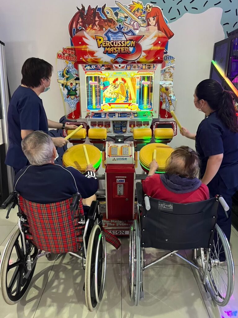 LINE_ALBUM_ไปห้าง เดือนมิถุนา_251217_2